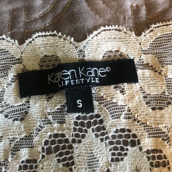 Karen Kane three tiered lace tank top - Picture 8 of 11